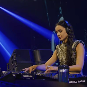 список хитов новинок Техно песен